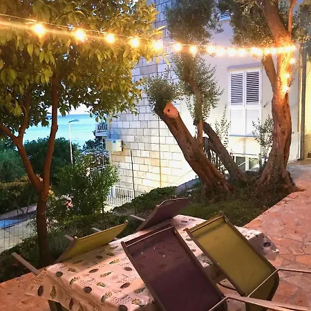 Lavender Plat Apartment *